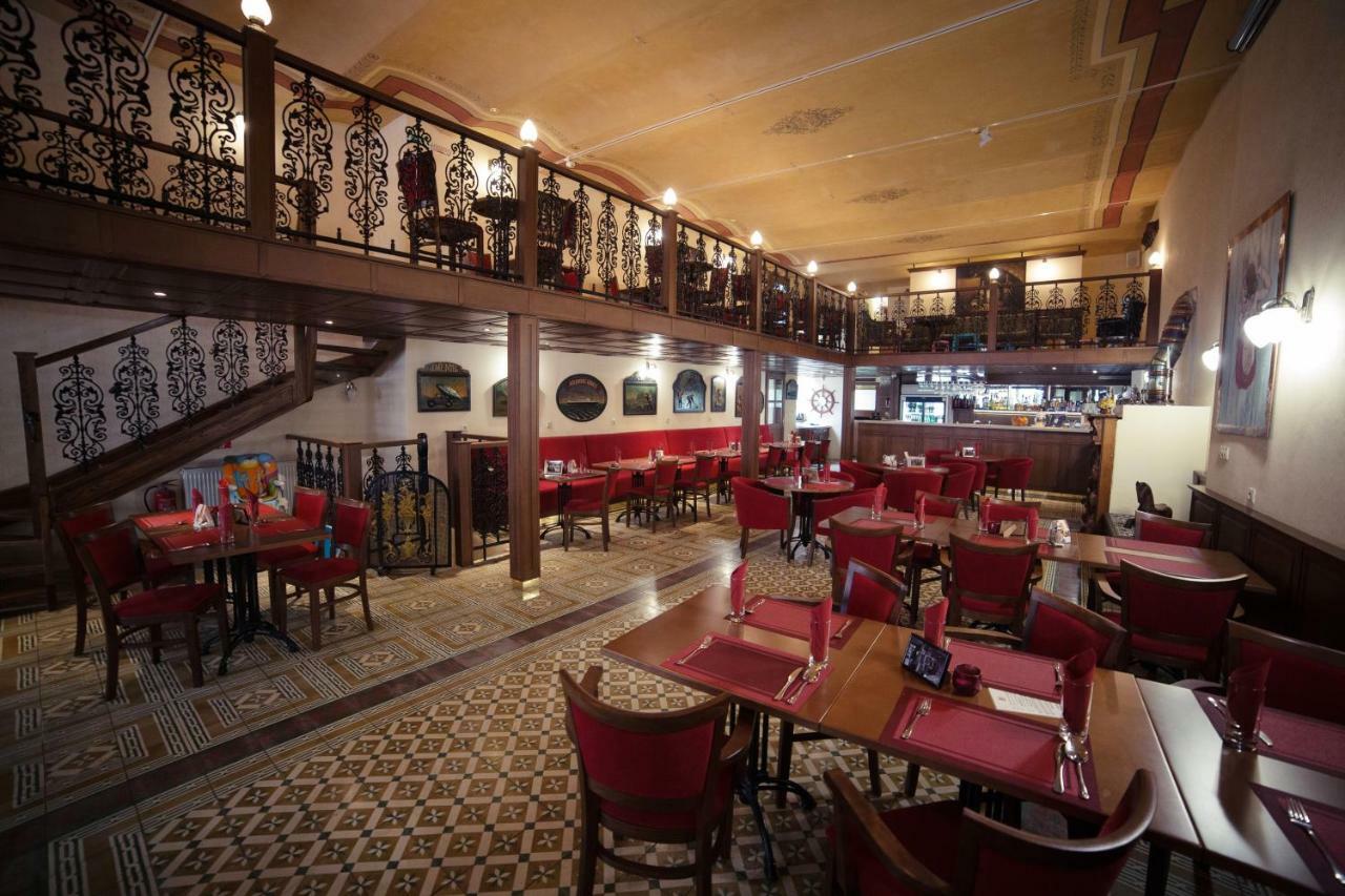 Banská Štiavnica Hotel Bristol מראה חיצוני תמונה